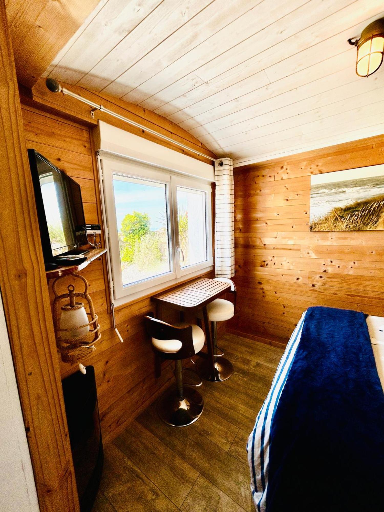 "La Cabine" Barneville-Carteret Bagian luar foto