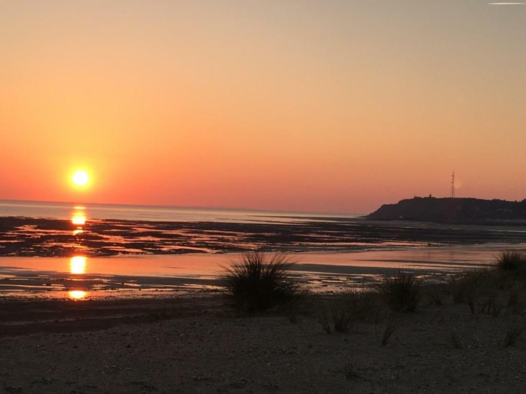 "La Cabine" Barneville-Carteret Bagian luar foto